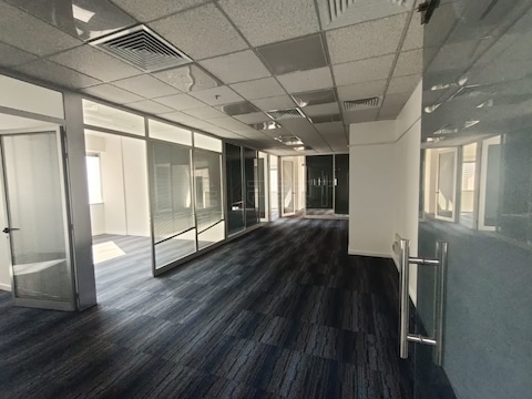 Prime Location | Szr View | Fully Fitted Office