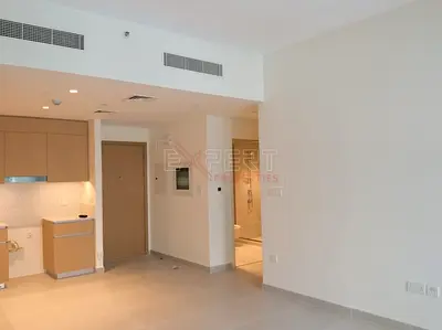 Brand New L Spacious L Low Floor