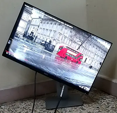 Dell 24inc Bezel Less IPS Display Full HD LED Monitor With HDMI + Hidrolic Stand Model No P2419H