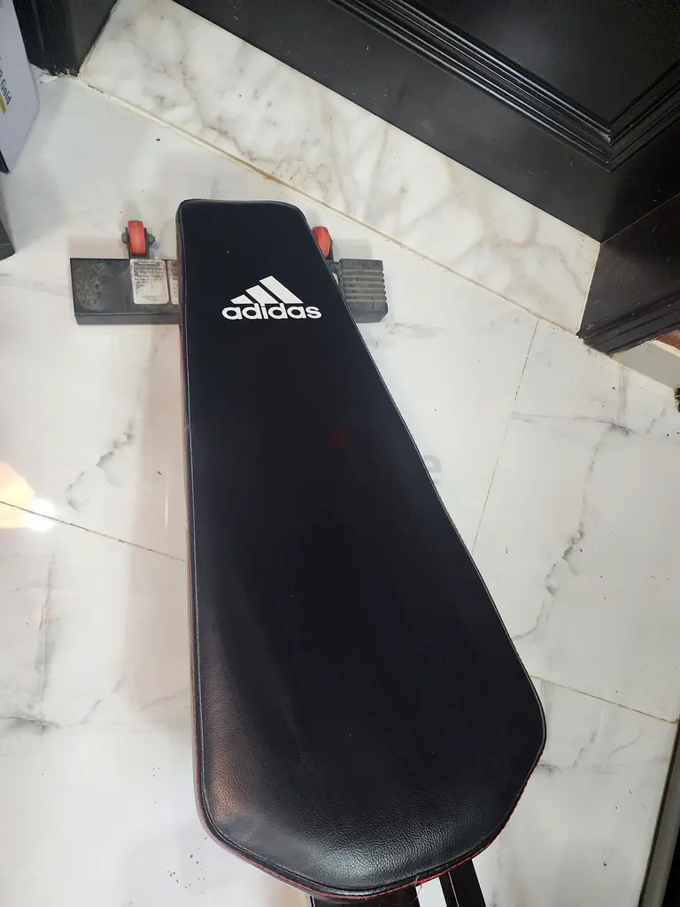 Adidas adjustable heavy duty weight bench