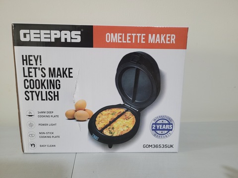 Shop GEEPAS Geepas Electric Cooker with Non-Stick Plate Omelette Maker,  1000W