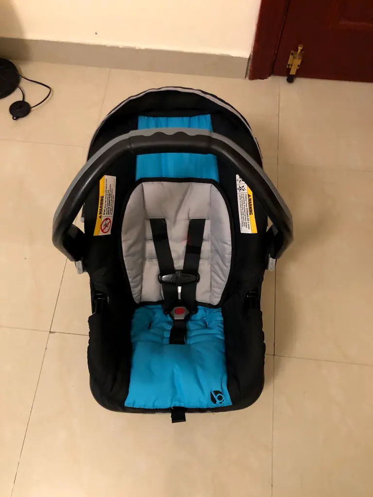 Infant car seat