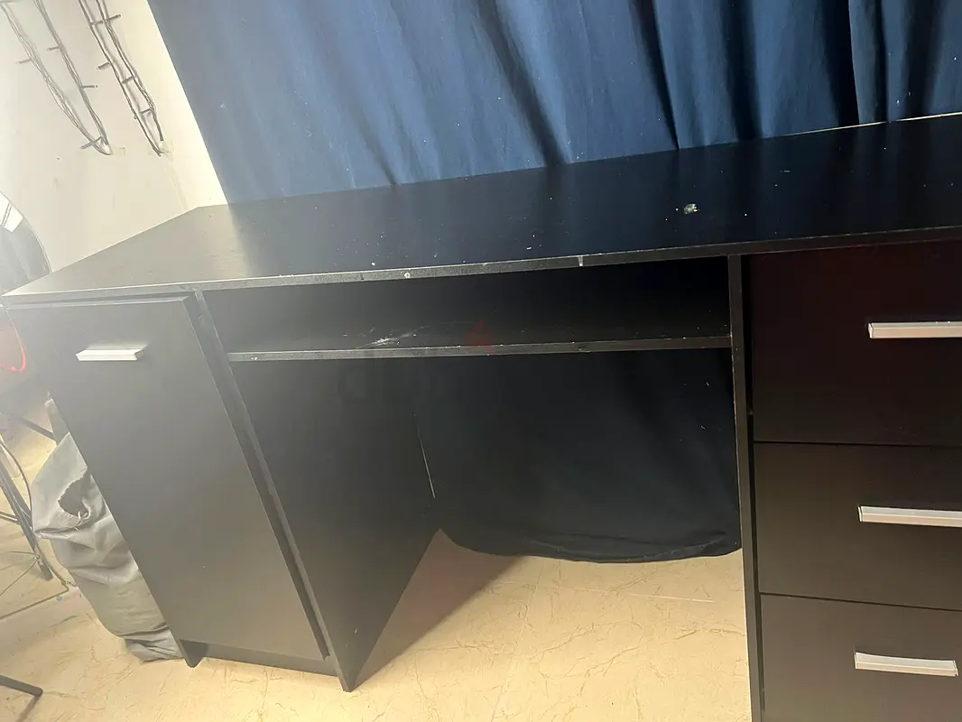 New Office table for sale