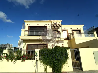 Luxurious Villa | Pool | Garden | Vacant