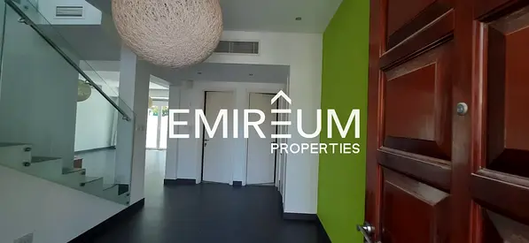 Beautifully Upgraded !!! Vacant! Big Plot!