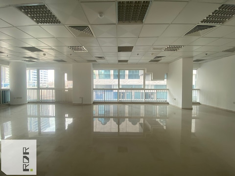 Ready Spacious Office -prime Location