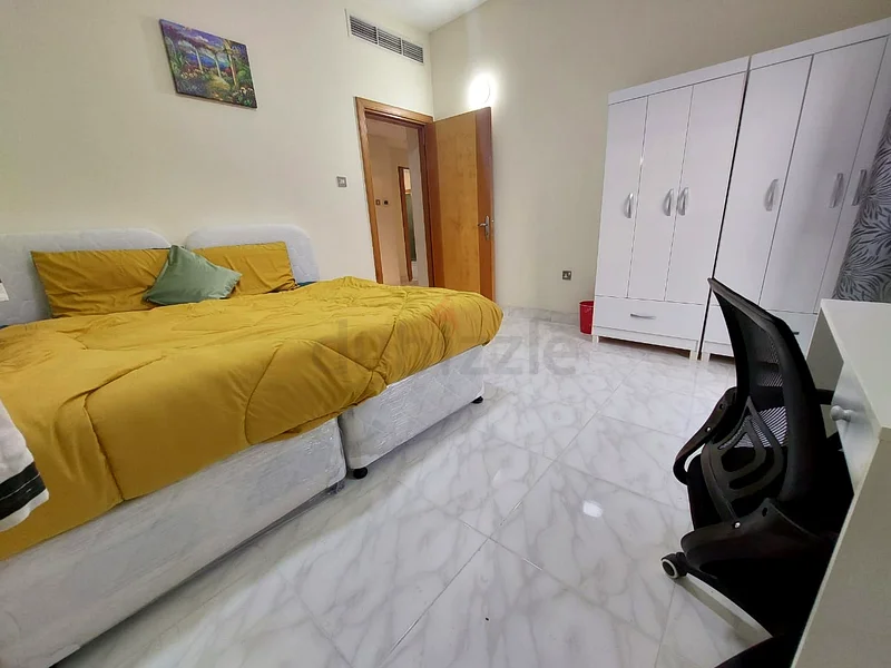 Apartment/Flat for Rent Decent And Spacious Room With Window For