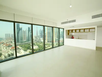 Burj Khalifa View | Natural Lights | Full-height Windows | Vacant