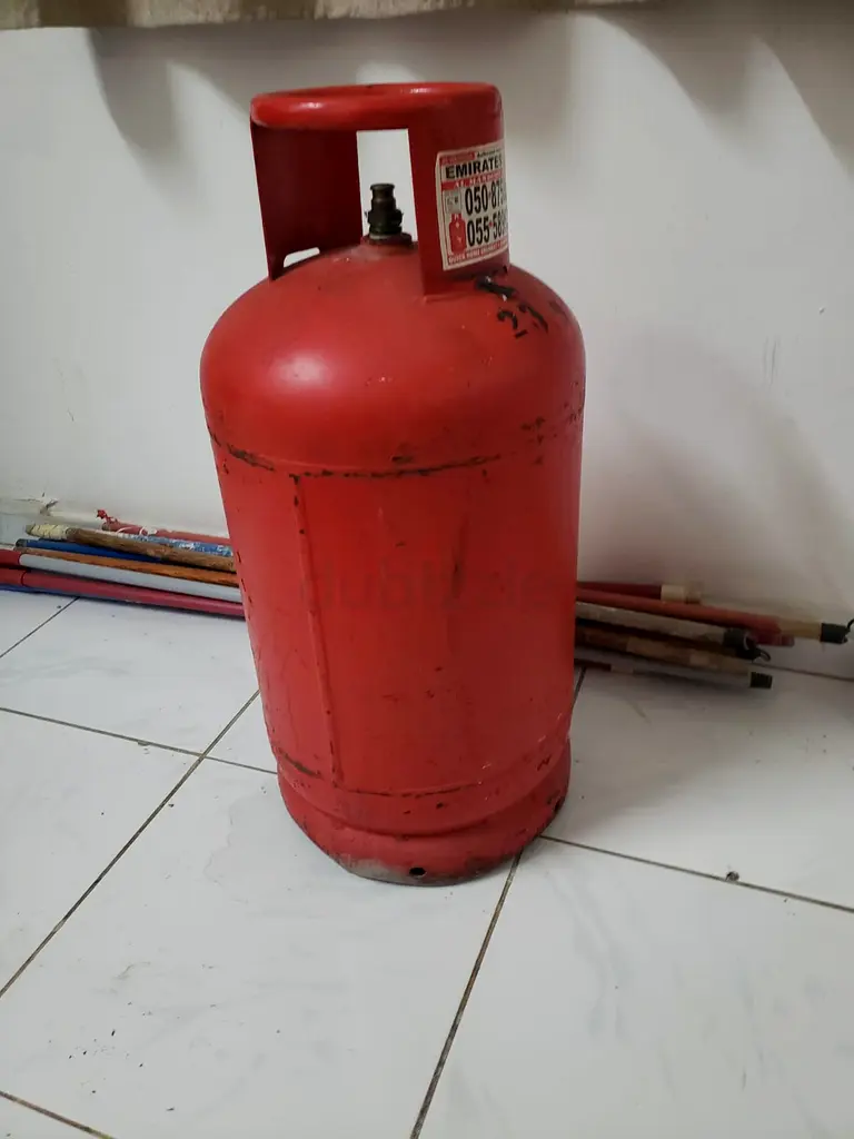 Gas cylinder