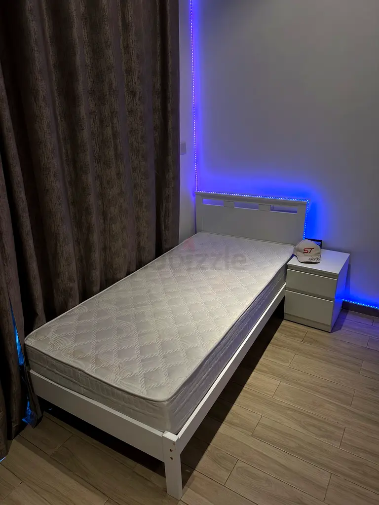 Single bed and mattress