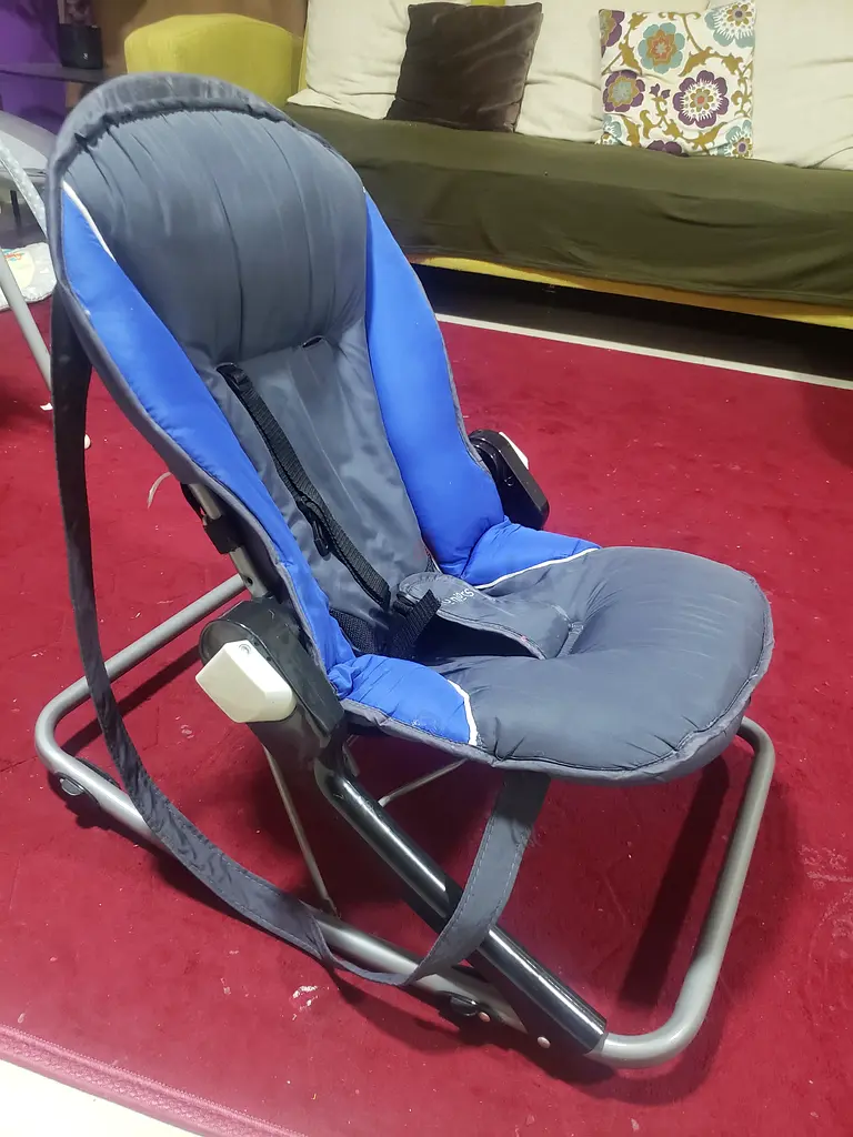 Baby rocker chair