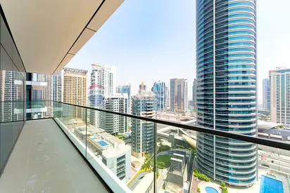 Dubai Marina | Luxury | Vacant | Large Balcony