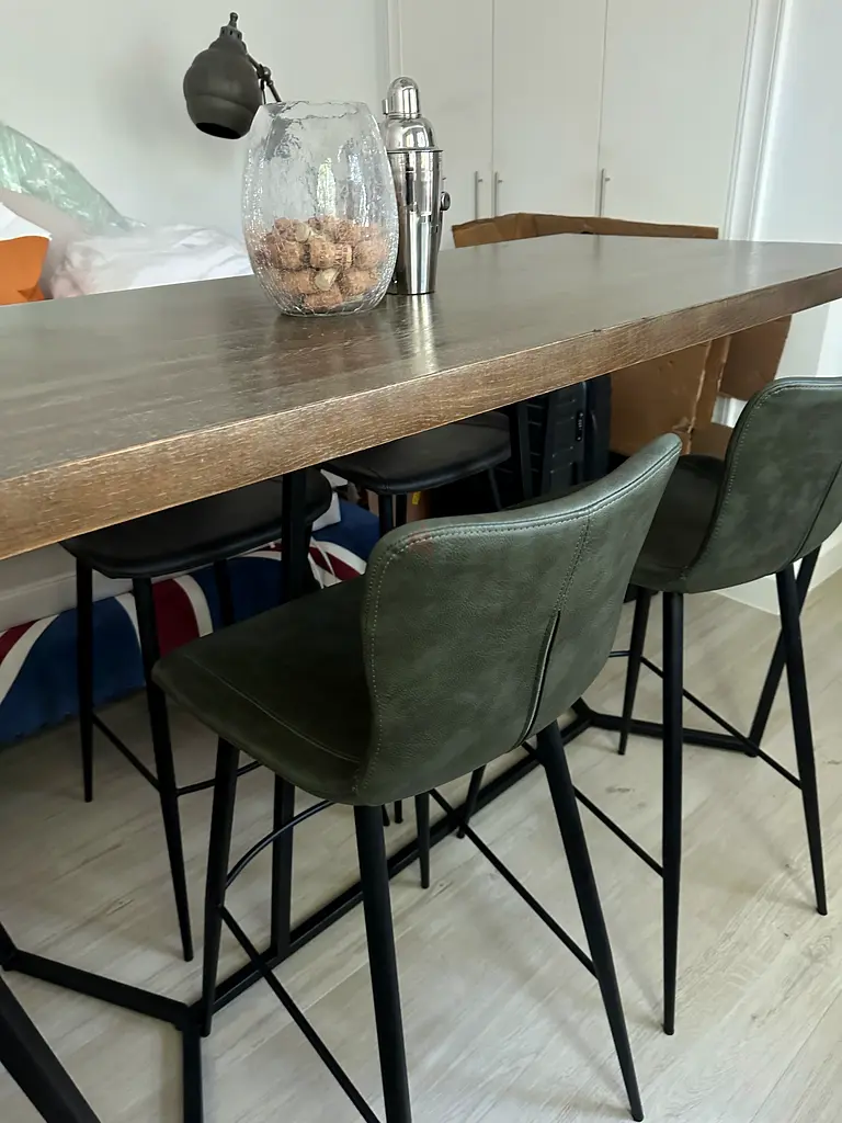 MARINA HOME HIGH TABLE AND 4 BAR LEATHER STOOLS