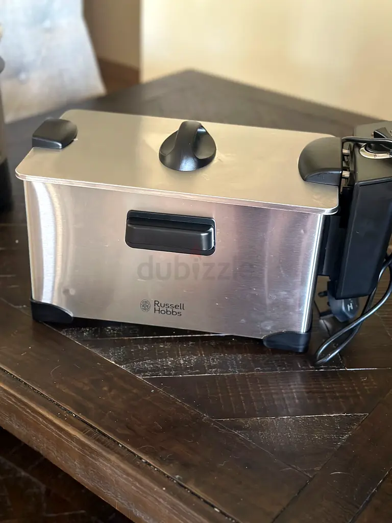 Russell Hobbs deep fryer