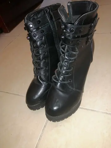Leather boots for winter size 38