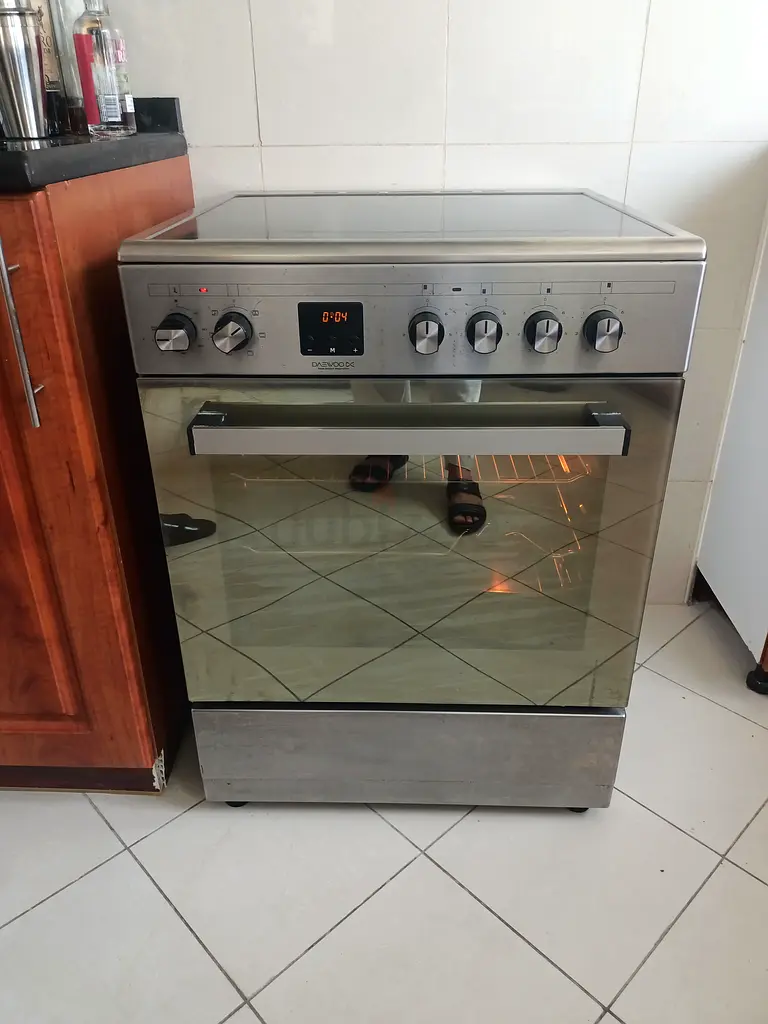 Daewoo 60cm Electric 4 hobs Ceramic Stove