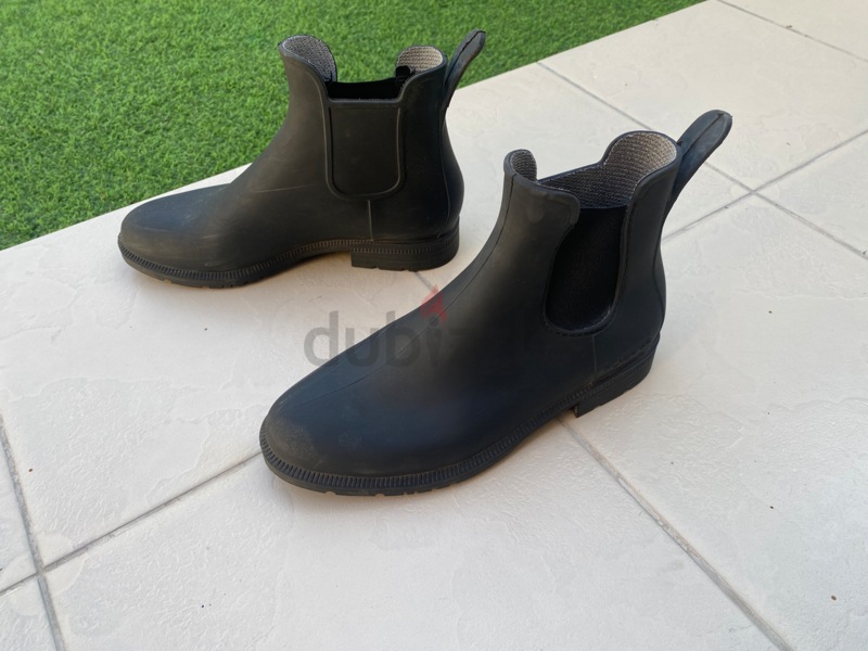 Decathlon sale chelsea boots