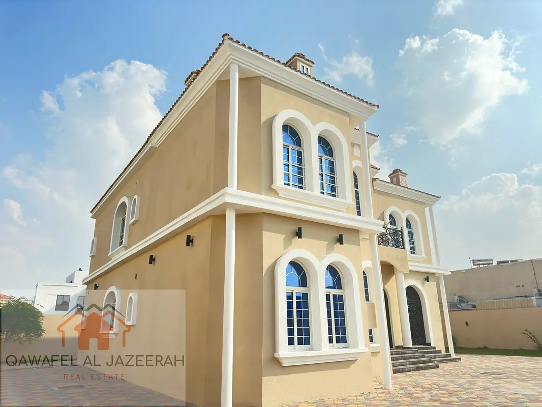 Villa/House LUXURY VILLA IN AL WARQAA 8 bedrooms 2 halls 1 living 1 dining 1 kitchen garden