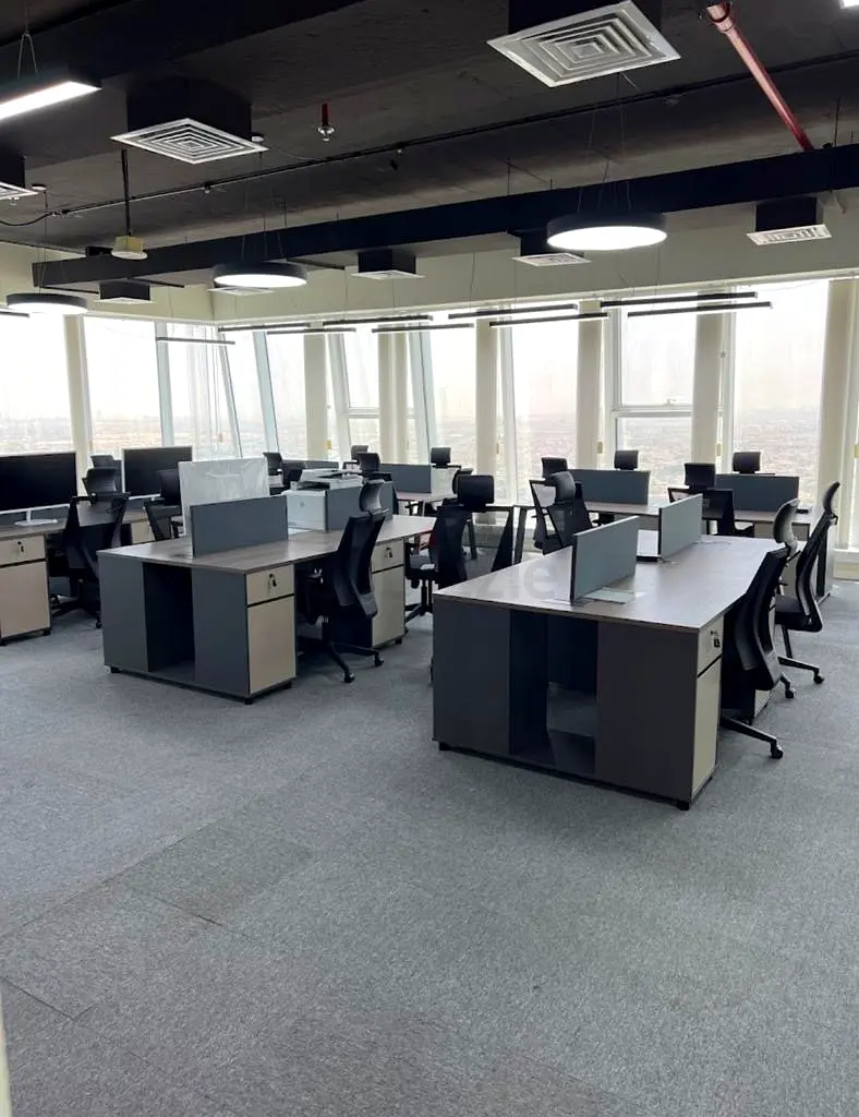 Office seats available for rent دوبيزل