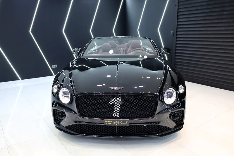 بينتلي جي تي سي مولينر إديشن 1 من 100، 2020، مواصفات الخليج، لوحة وسطية كوت دو جنيف!!63174305180930112