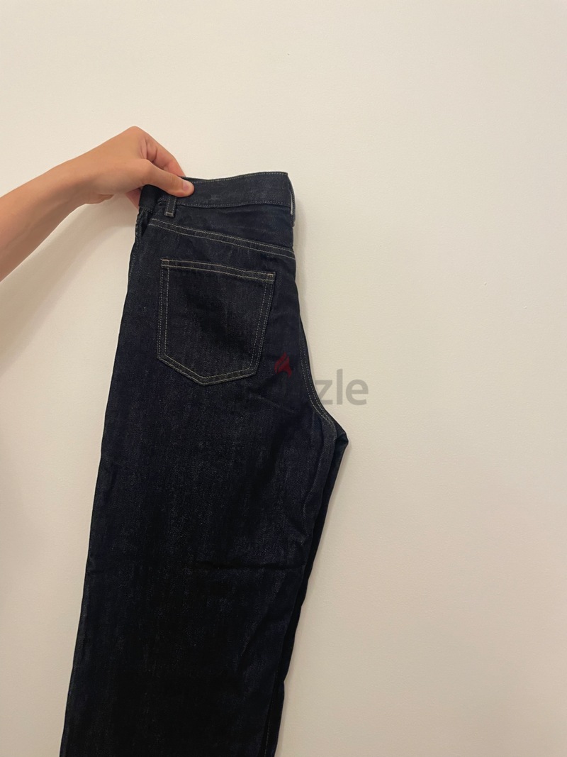 UNIQLO LOW RISE BAGGY JEANS