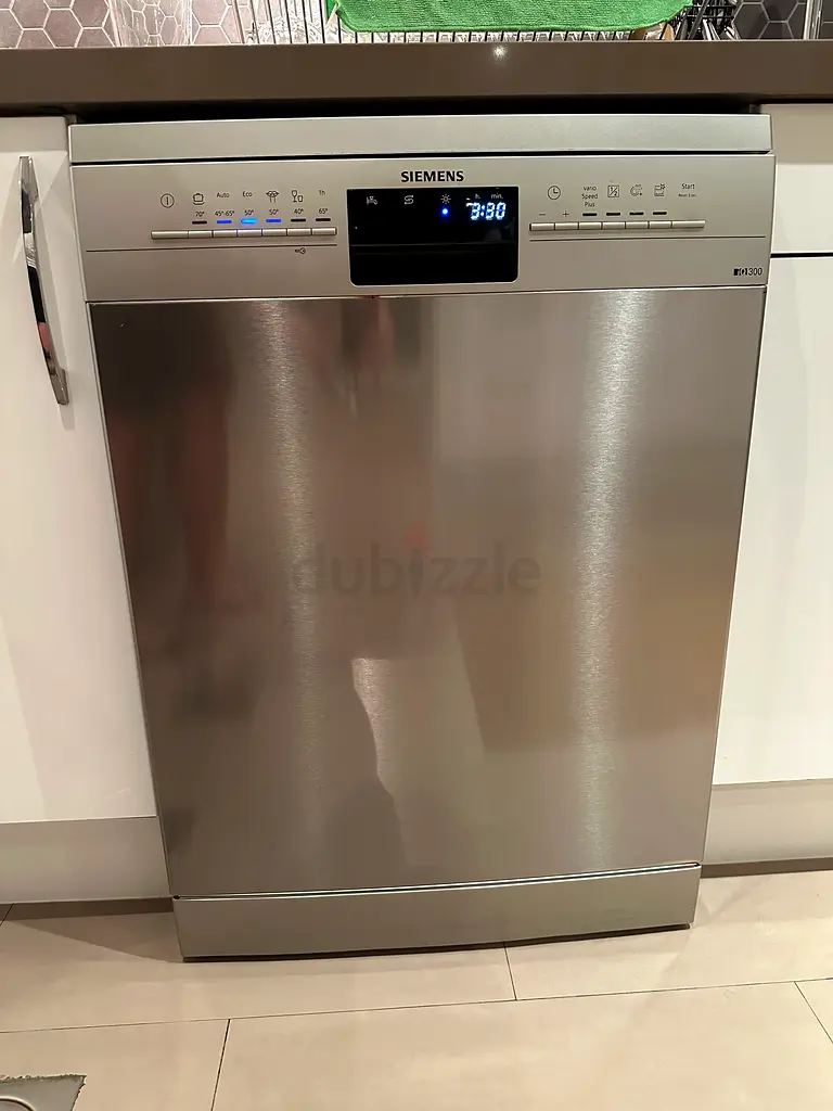 Siemens IQ 300 Dishwasher Quick Sale needed