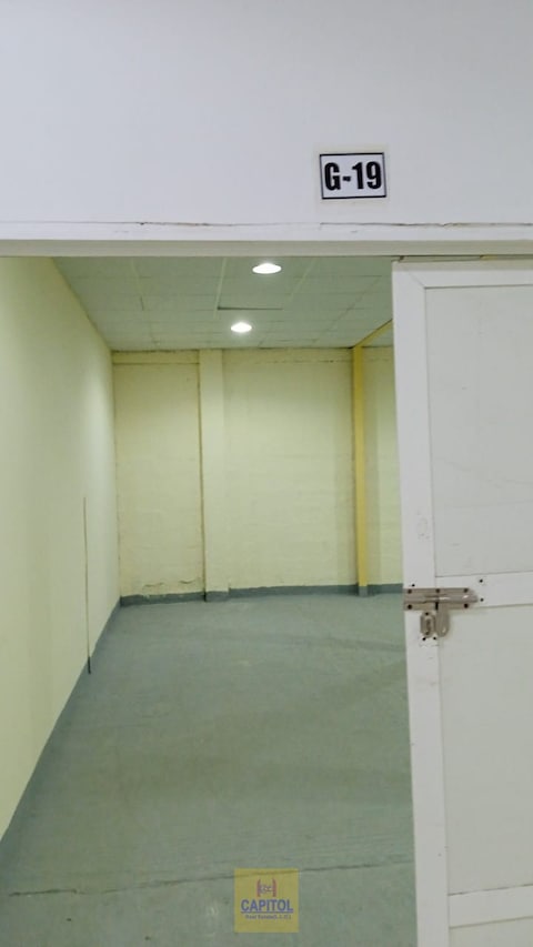 950 Sqft Storage Warehouse Available For Rent In Alquoz (sd)
