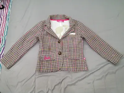 Winter jacket for a girl from Barbie size 5 to 6 years