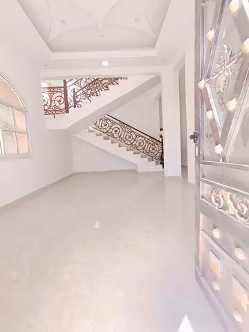 Luxury | Beautiful | 5 Master Bedrooms Villa | Ready To Move | Availabe For Rent | Al Mowaihat