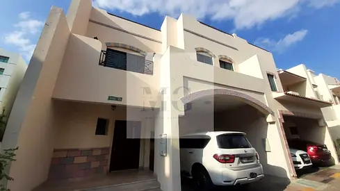 Spacious, Neat And Clean Villa / 5 Master Bedrooms Villa