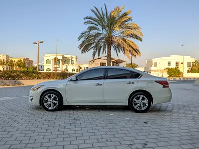 2016 Nissan ALTIMA 缩略图 16