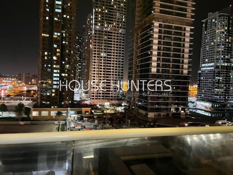 Furnished | Vacant | Balcony | Goldcrest View