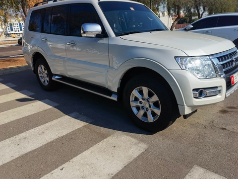 MITSUBISHI PAJERO mitsubishi-pajero-v20-trophy-3-5l-v6 Used - the