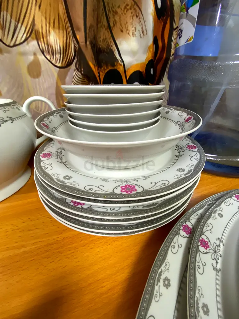 Dinner set for very low price