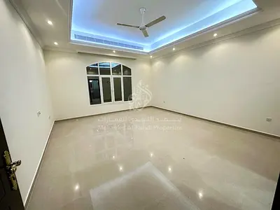 Nice Villa ! 5 Bed ! Al Warqaa! 250k