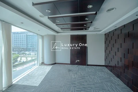 Fitted Office | Dda License | 38 Visas