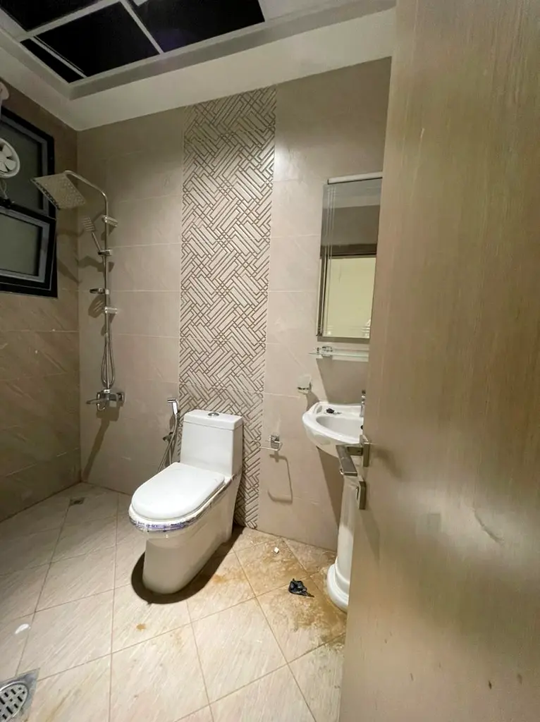 Villa/House Villa for rent in Ajman, Al Zahia area, two floors, 4