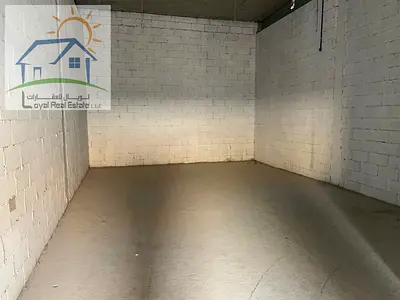 Ideal 1000 Sqft Warehouse With 3 Phase Electricity