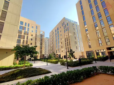 Spacious | 1 Bhk Apartment | Private Garden | 2 Bathroom | Fully Secured Walking Community | Availa