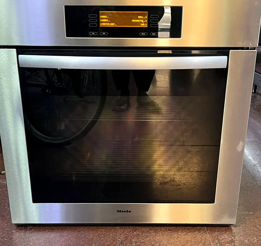 Miele builtin oven master chef