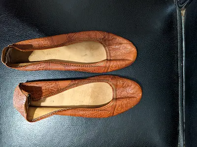 Ladies Leather slip-on size 38