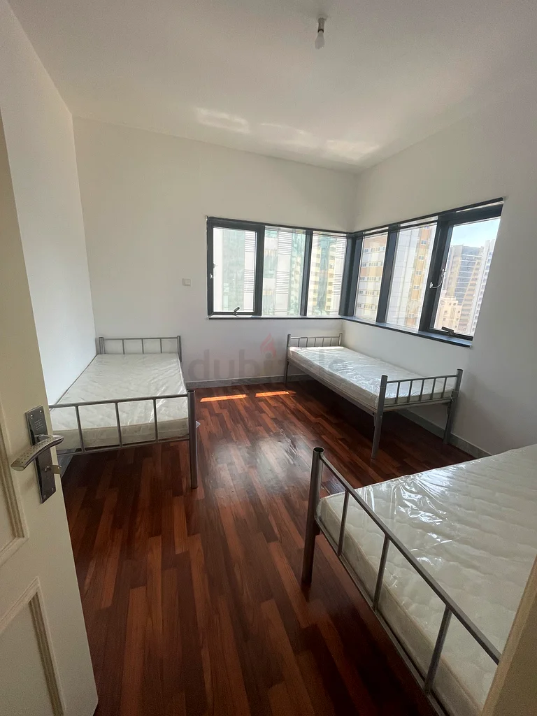 Apartment Furnished attached bath executive bedspace available for ind