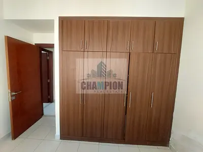 2bhk With 2 Balcony And Master Room At The Prime Location In Faimly Bulding Near Market