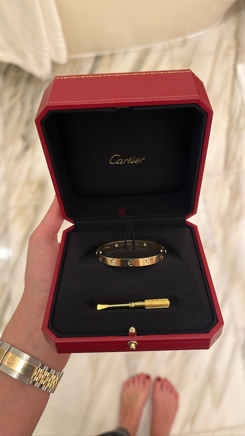 Cartier 4 diamonds love bracelet 15 size dubizzle