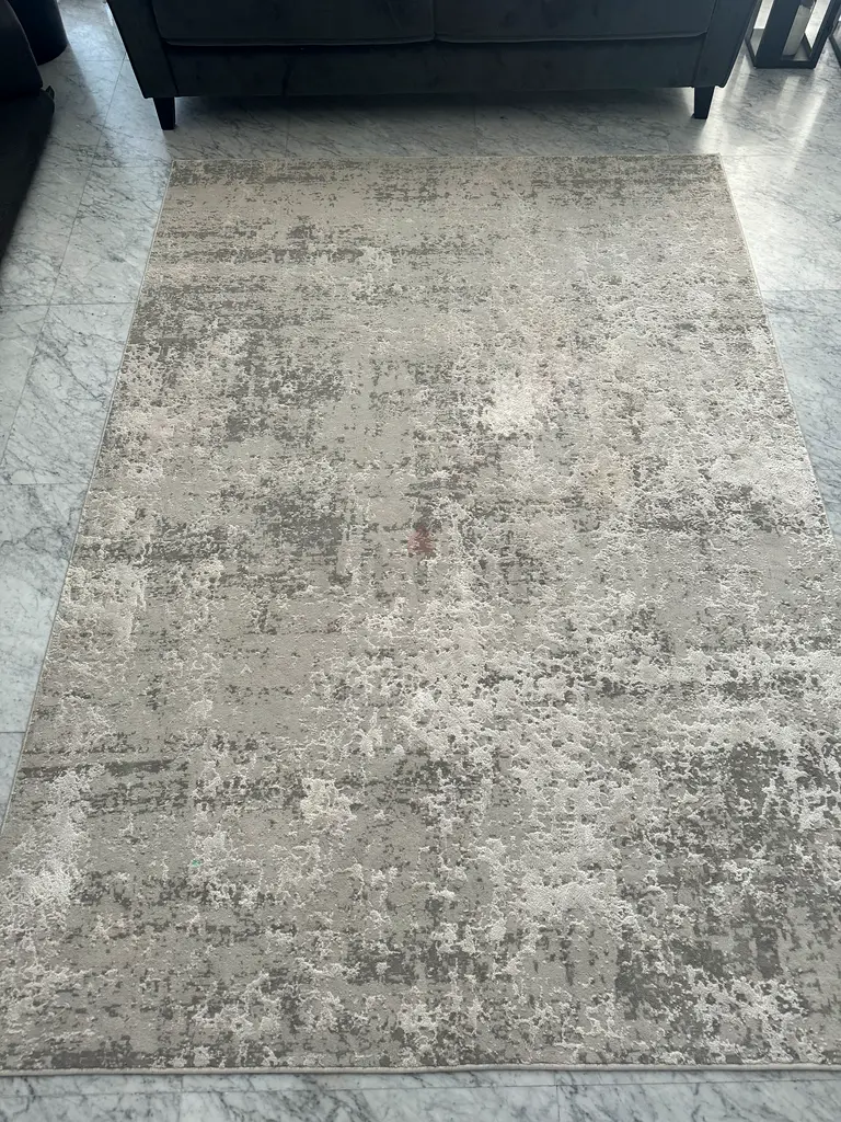 2 Carpets for sale, small and large