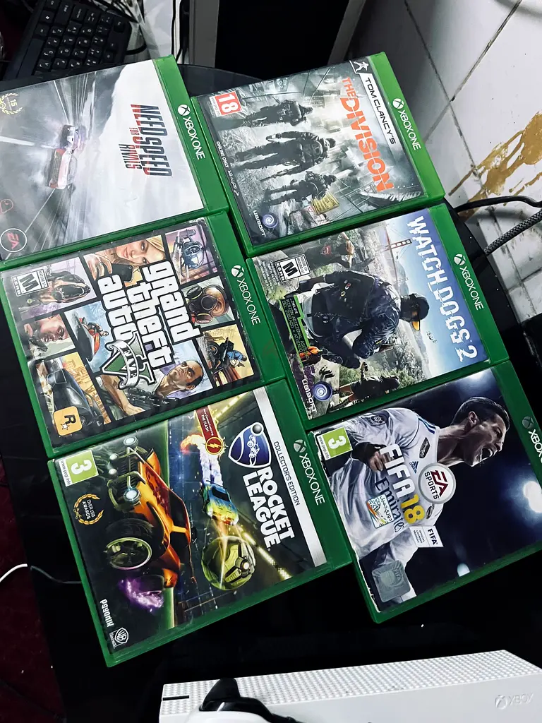 Xbox one s controller and games