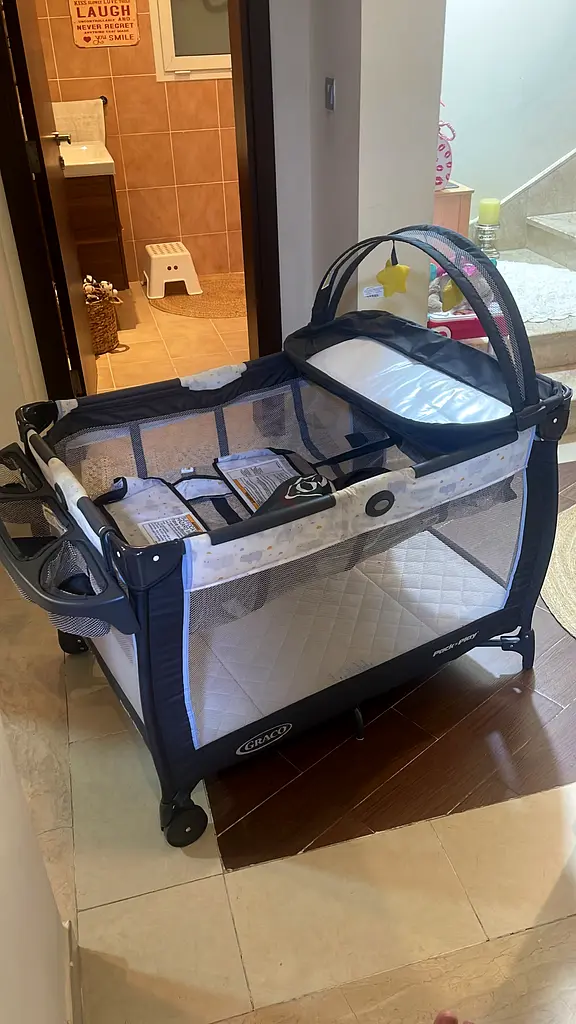Graco pack and play baby crib