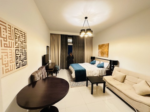 Fully Furnished Studio || Well Maintained And Elegant | | Ready To Move || Monthly Available