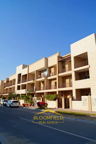 Destress Deal || Fully Upgraded To 5 Bed || Ready To Move In || Vacant