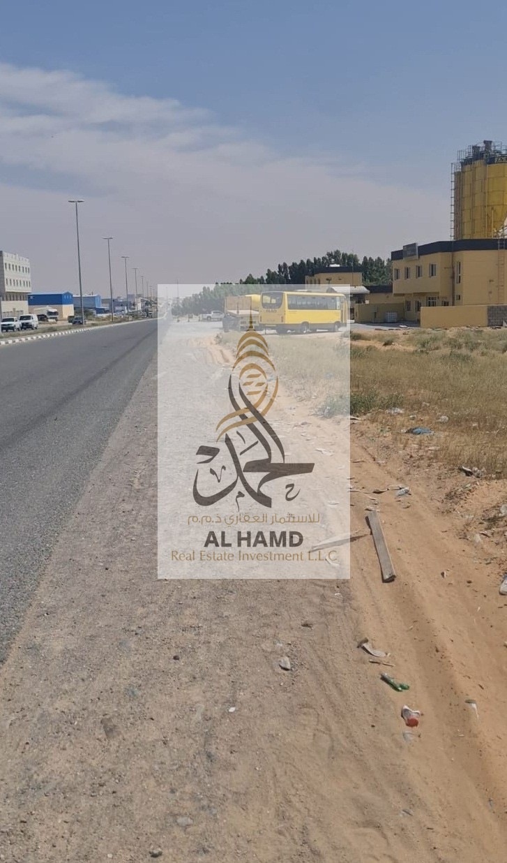 Industrial for Sale: For sale directly from the owner in Uaq Umm Al ...